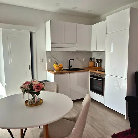 Apartment Mira