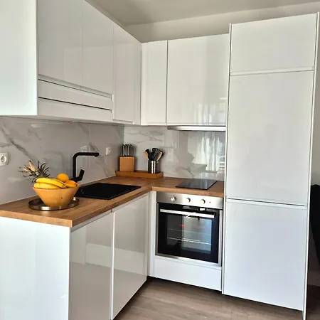 Mira Apartment