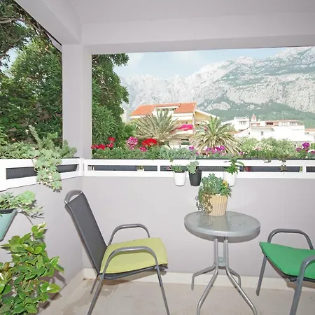 Apartment Mira Makarska